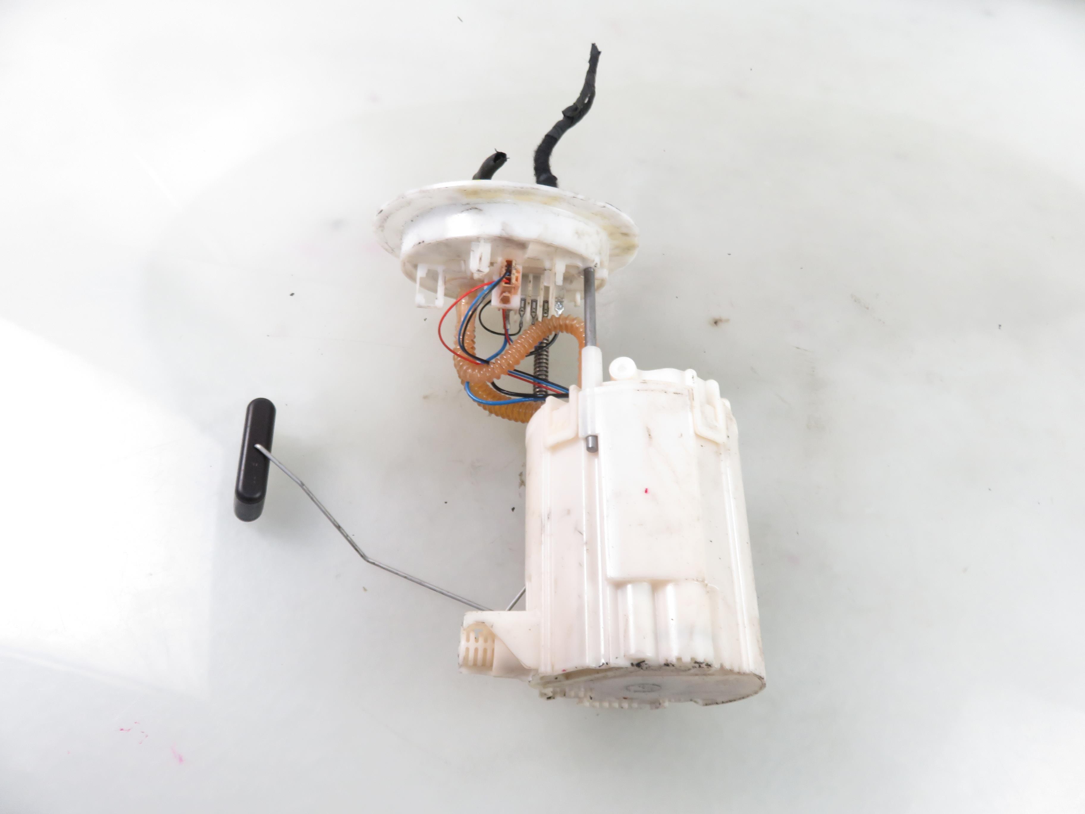 AUDI A4 B8/8K (2011-2016) Fuel Pump 0580205001, 8K0919050H 25719364