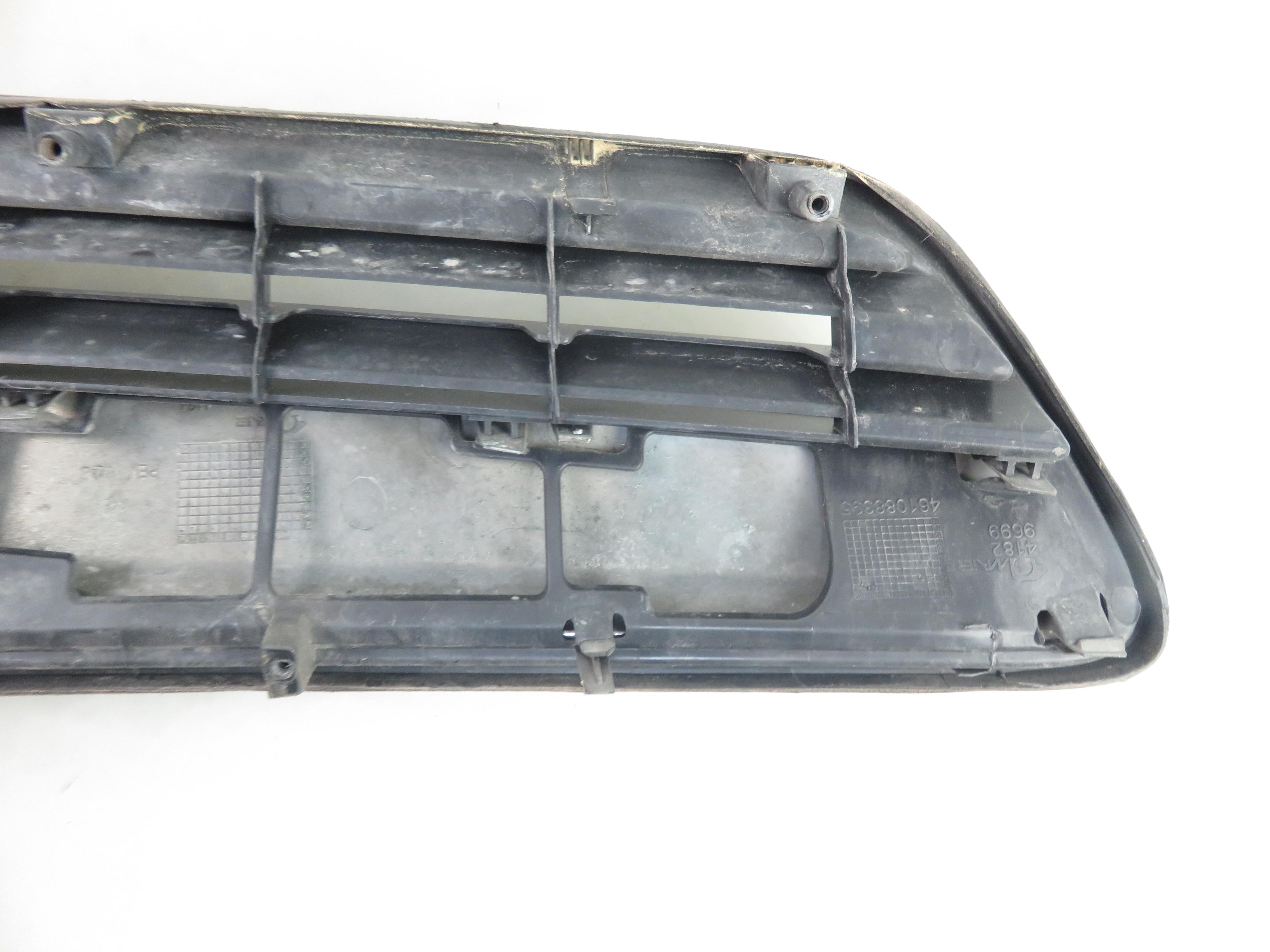 OPEL Meriva 1 generation (2002-2010)  Решётки 13207140 25758392