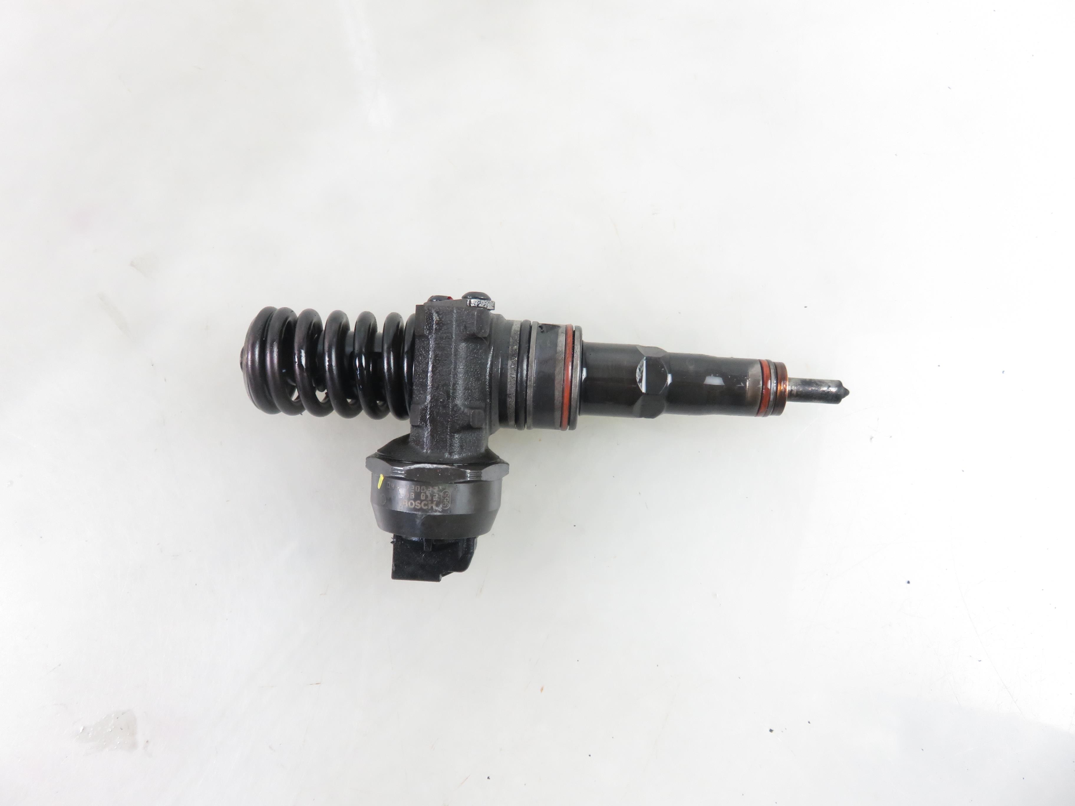 VOLKSWAGEN Passat B5 (1996-2005) Oil Injector 038130073AJ,0414720037 25766278