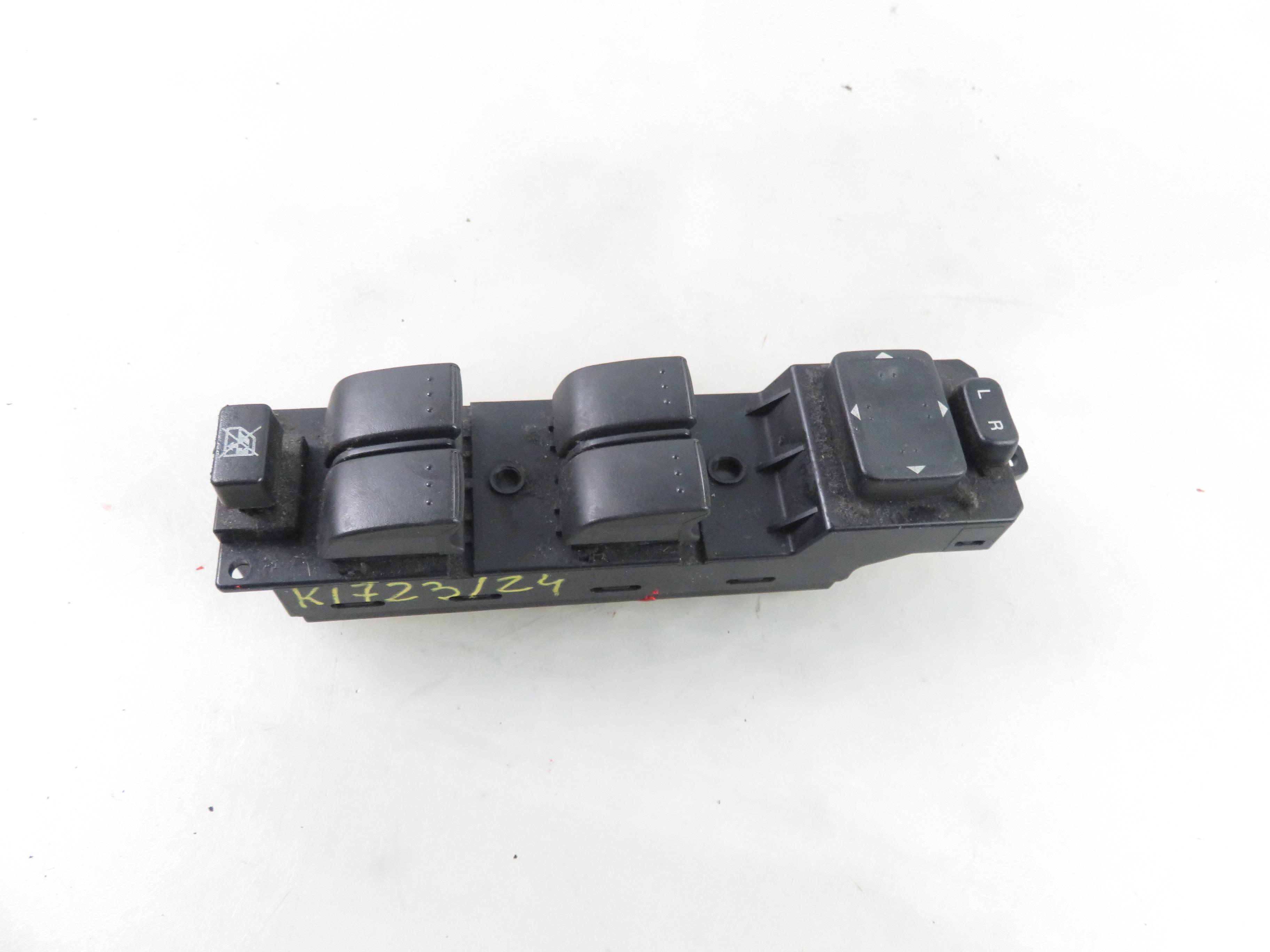 MAZDA 5 1 generation (2005-2010) Commutateur de fenêtre de porte avant gauche CC2966350A 25818778