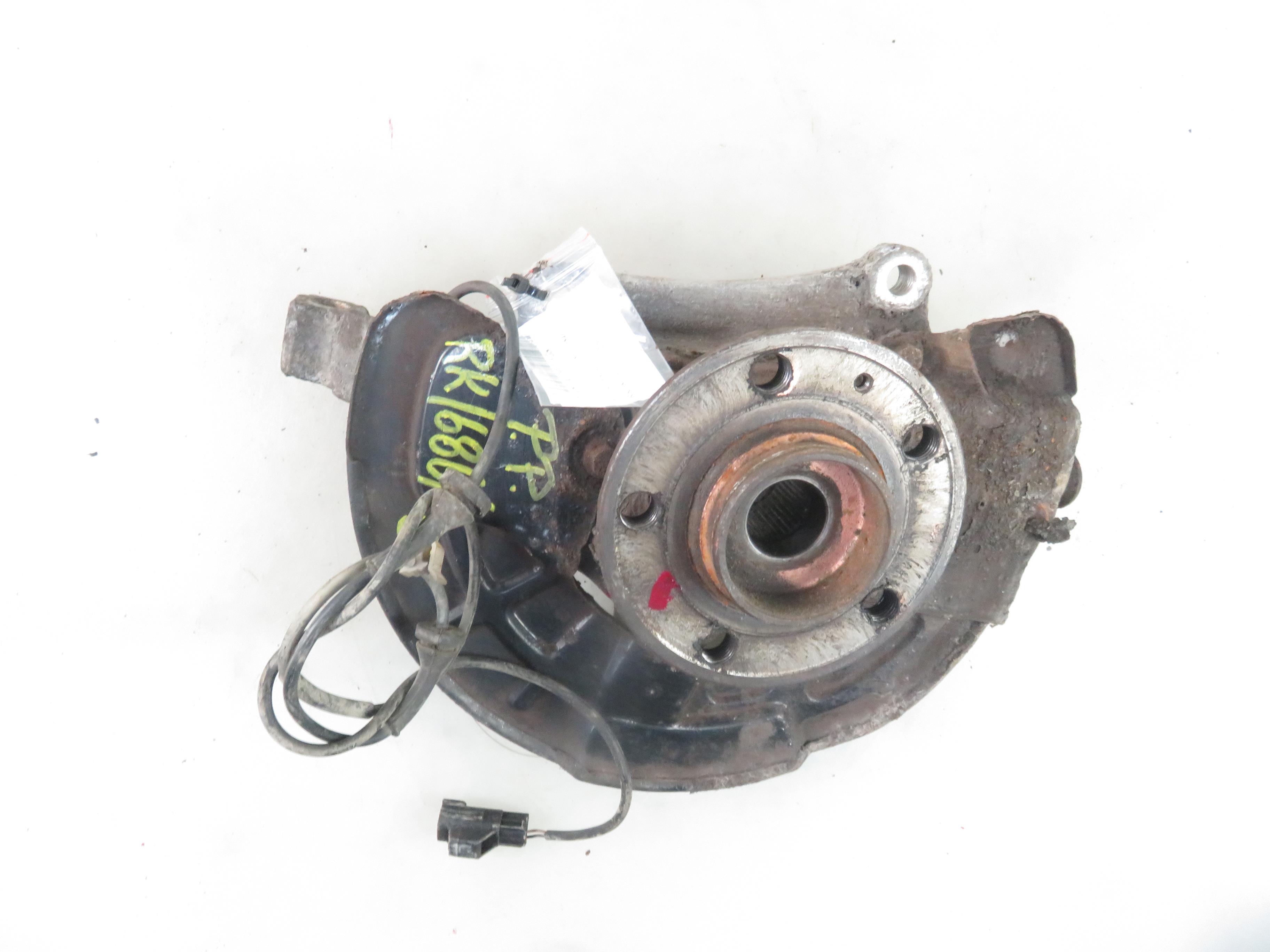 VOLVO S60 1 generation (2000-2009) Moyeu De Roue Avant Droit 9461944 25824438