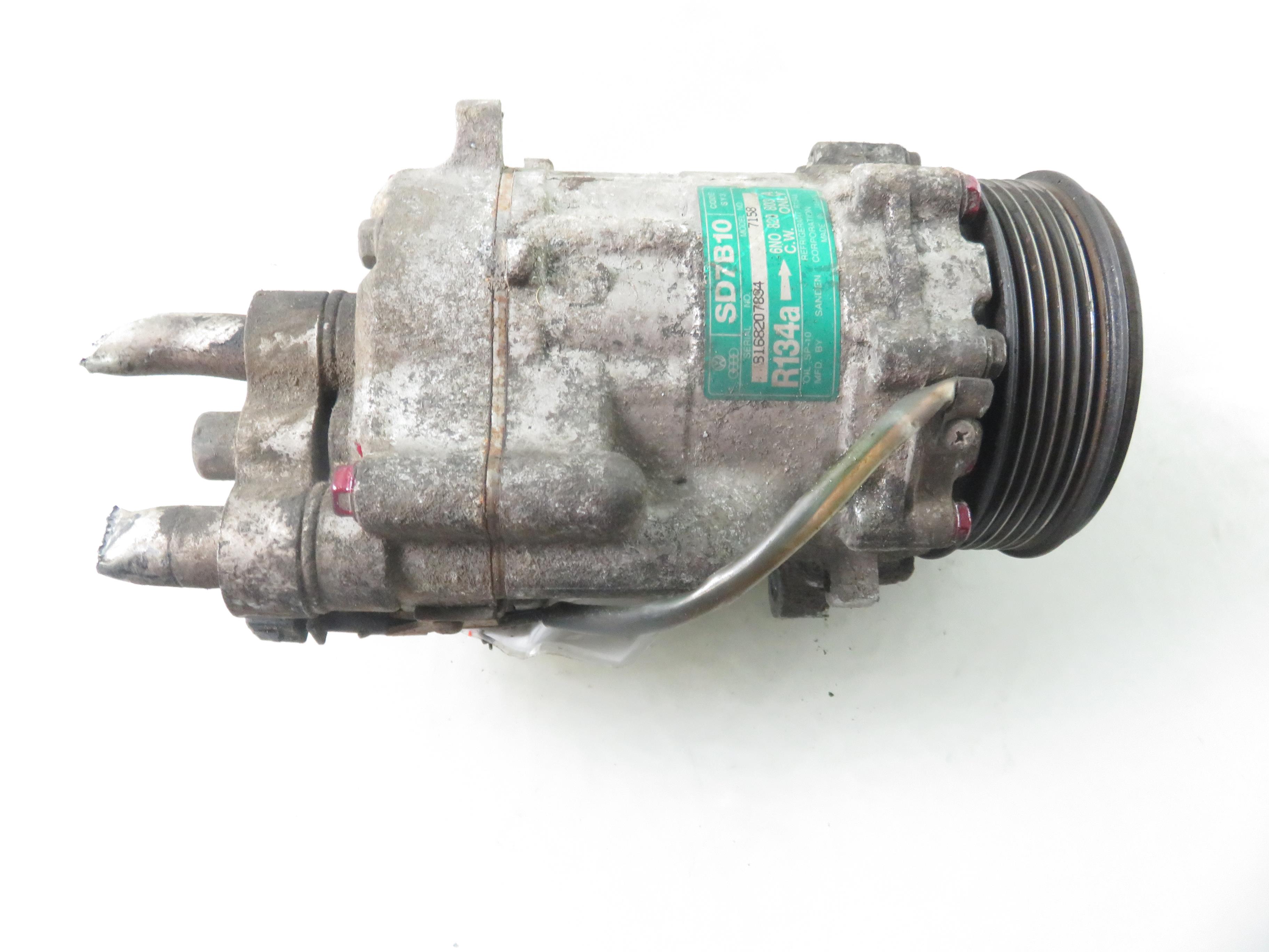 VOLKSWAGEN Polo 3 generation (1994-2002) Hасос кондиционера 6N0820803A 25824516