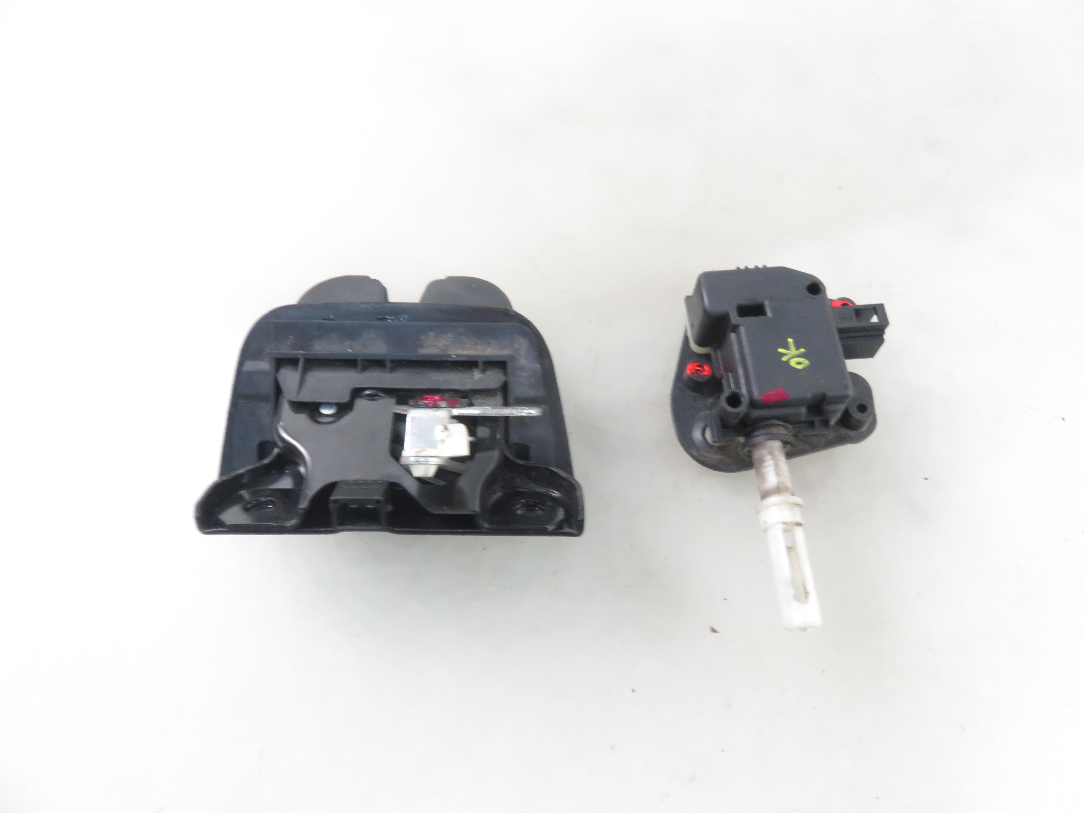 AUDI A3 8P (2003-2013) Tailgate Boot Lock 8P3827520A,8E9827833 25830556