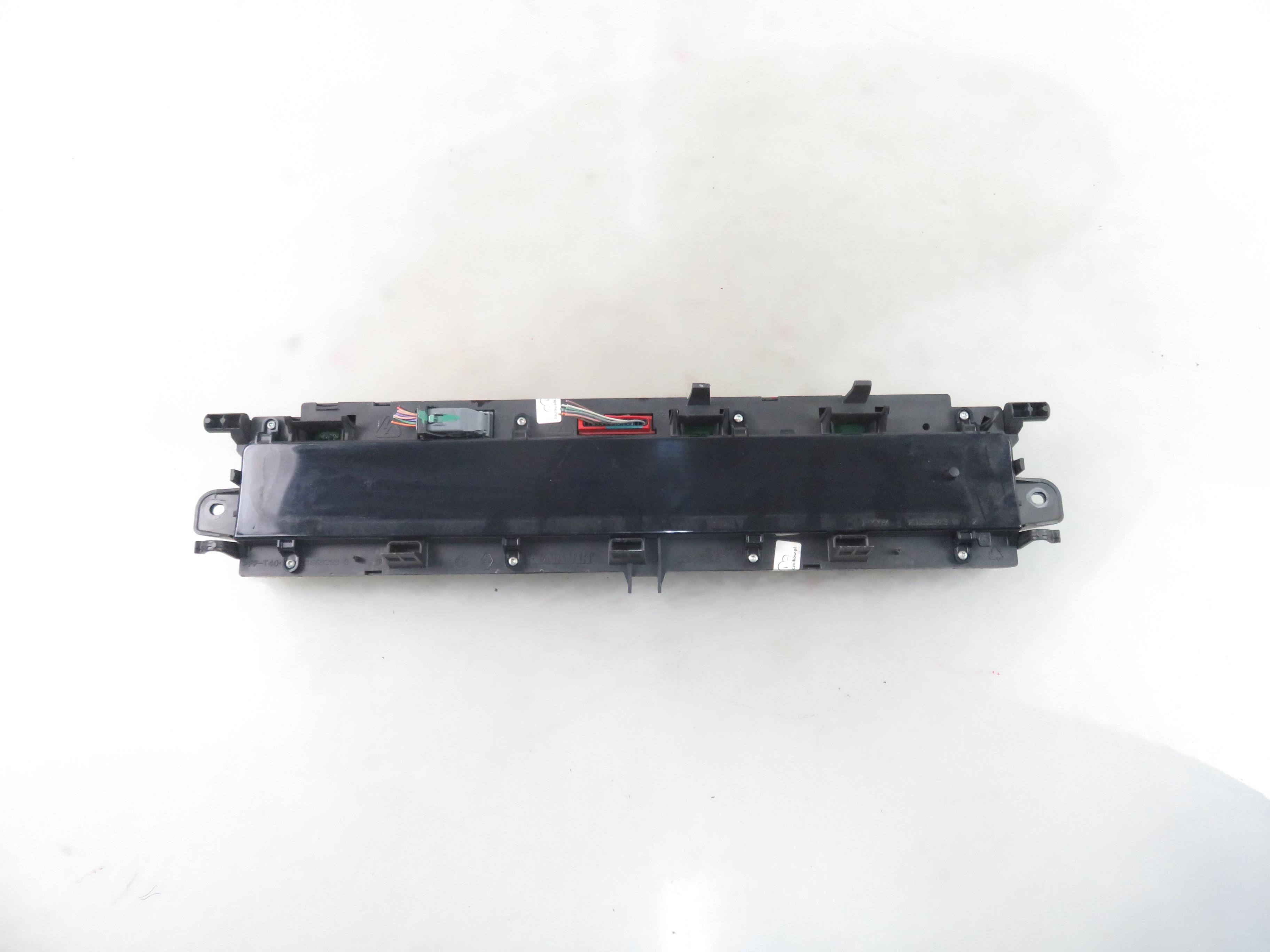 RENAULT Scenic 2 generation (2003-2010) Спидометр P8200365607D 25824430