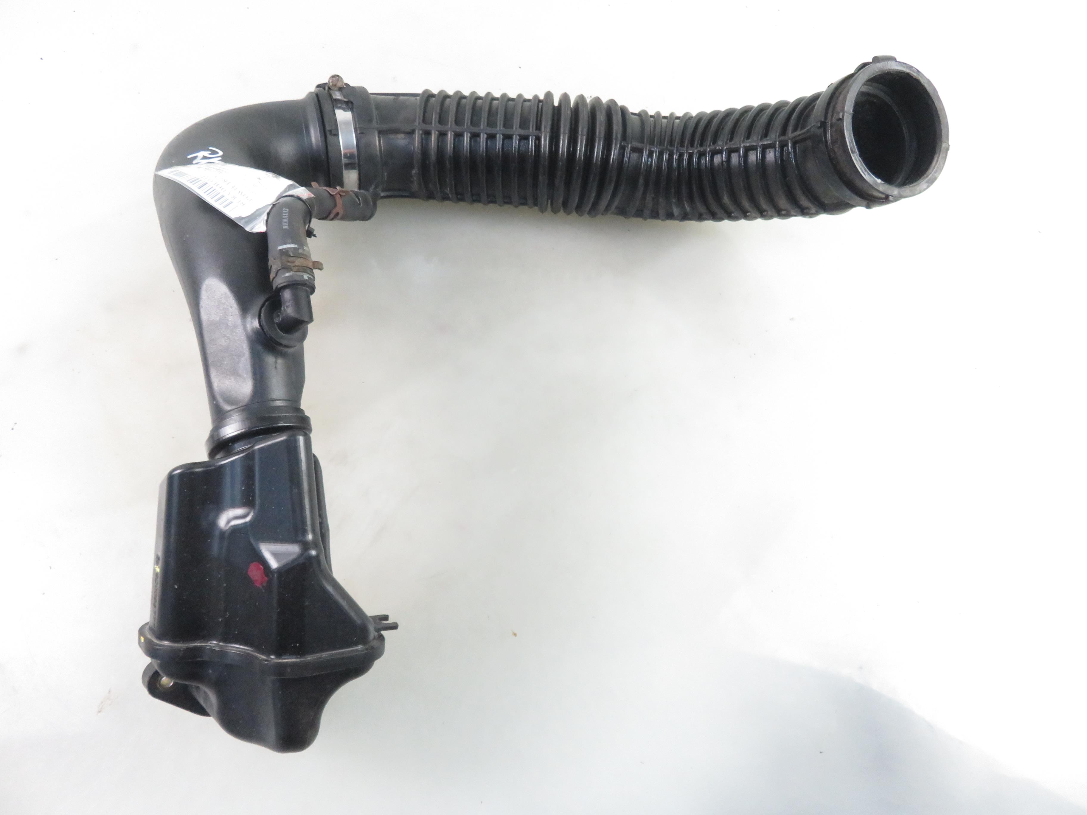 RENAULT Master 2 generation (1997-2010) Furtun de admisie aer 8200858600, 8200987778 25830525