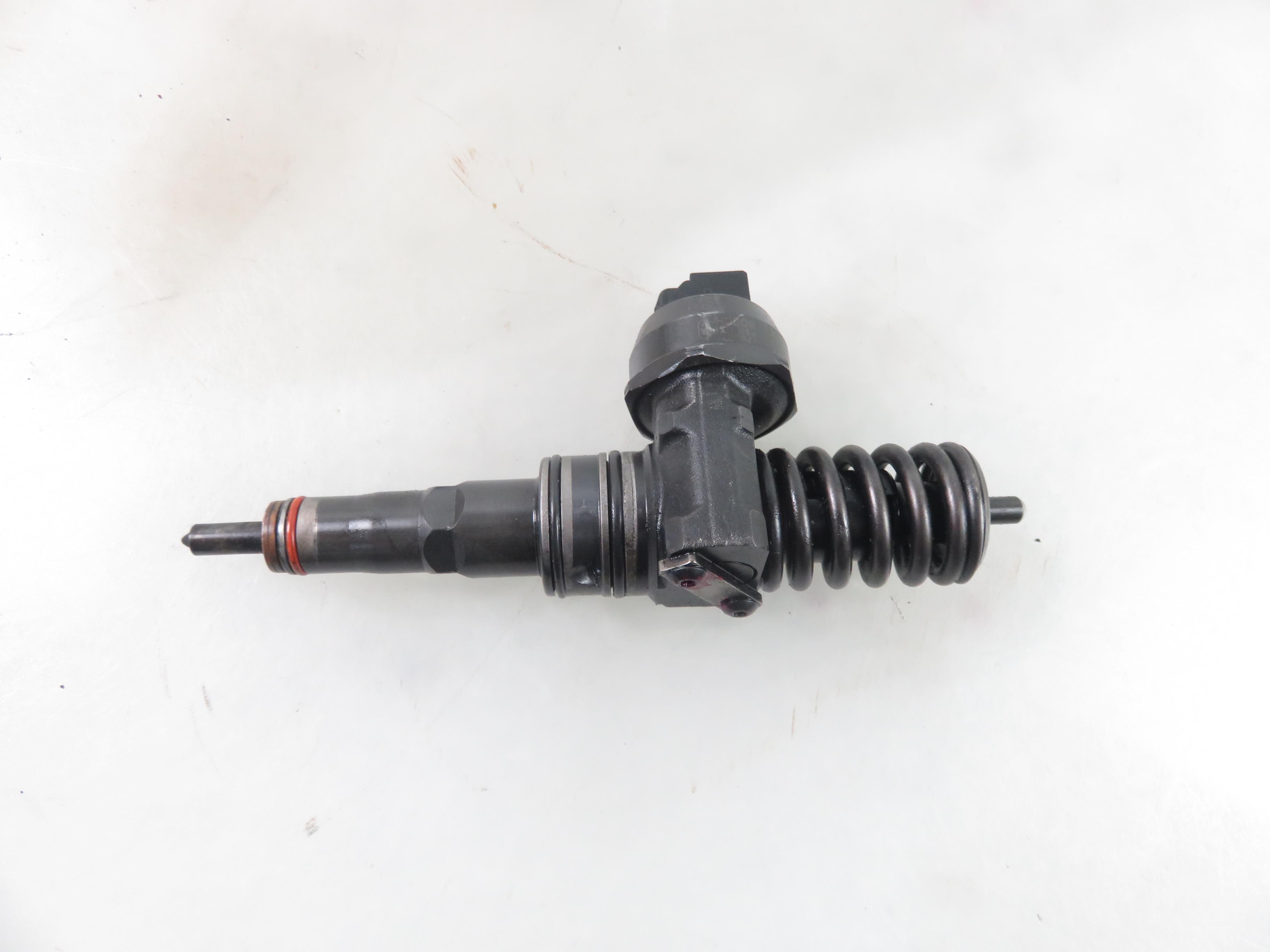 VOLKSWAGEN Passat B5 (1996-2005) Oil Injector 038130073BA 25824209