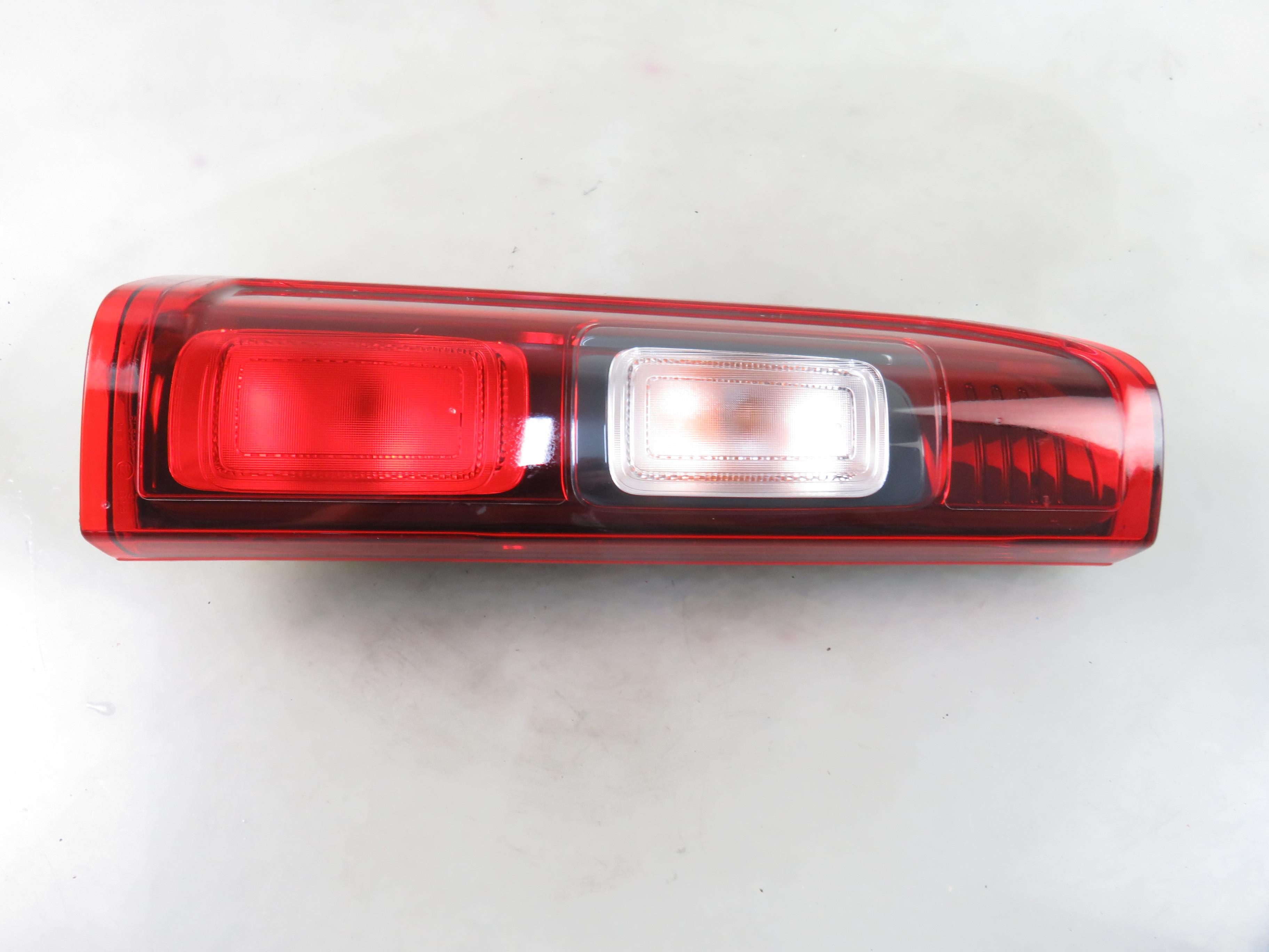 RENAULT Trafic 3 generation (2014-2023) Rear Left Taillight 265556737R 25904943