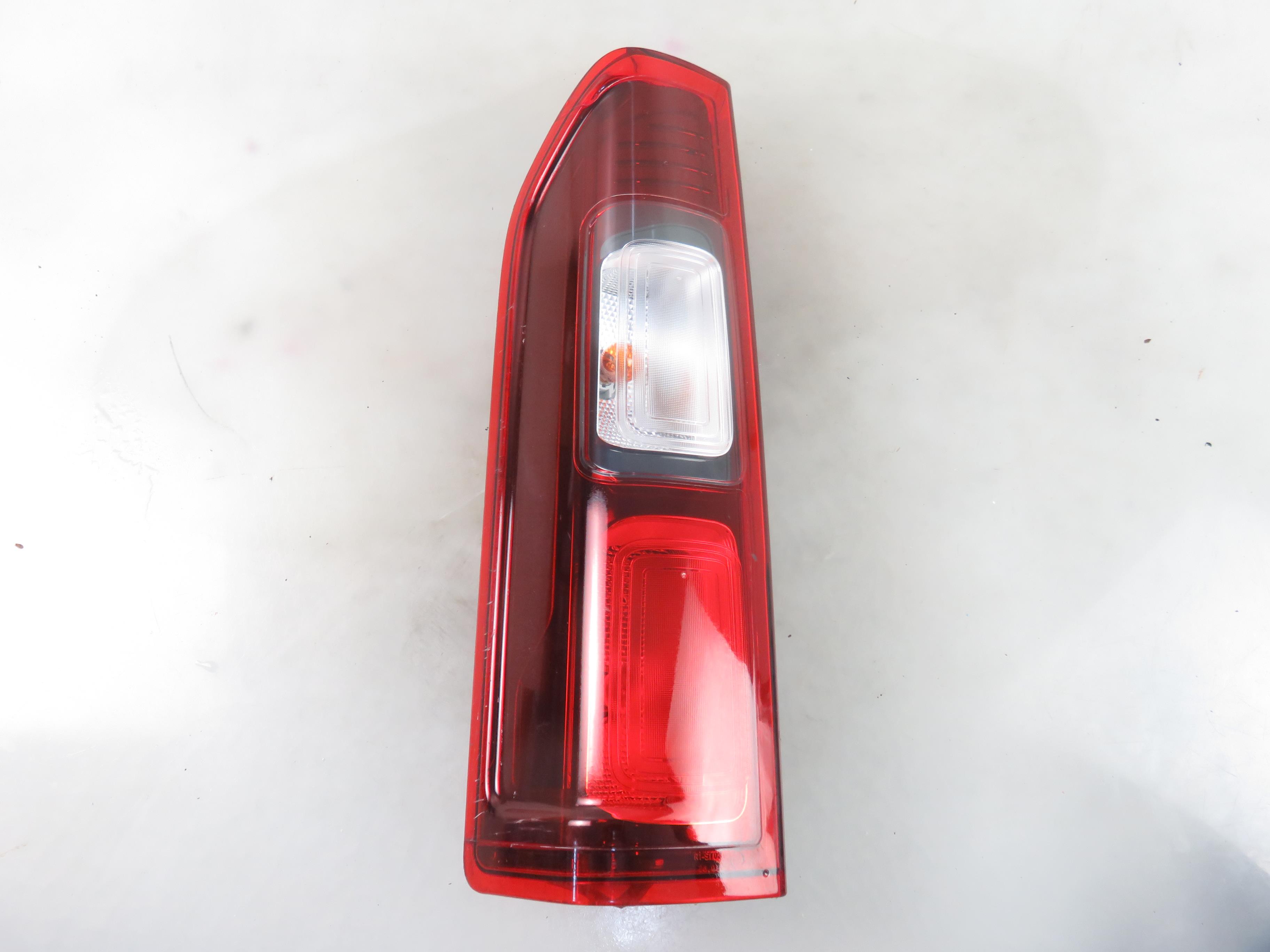 RENAULT Trafic 3 generation (2014-2023) Rear Left Taillight 265556737R 25904943