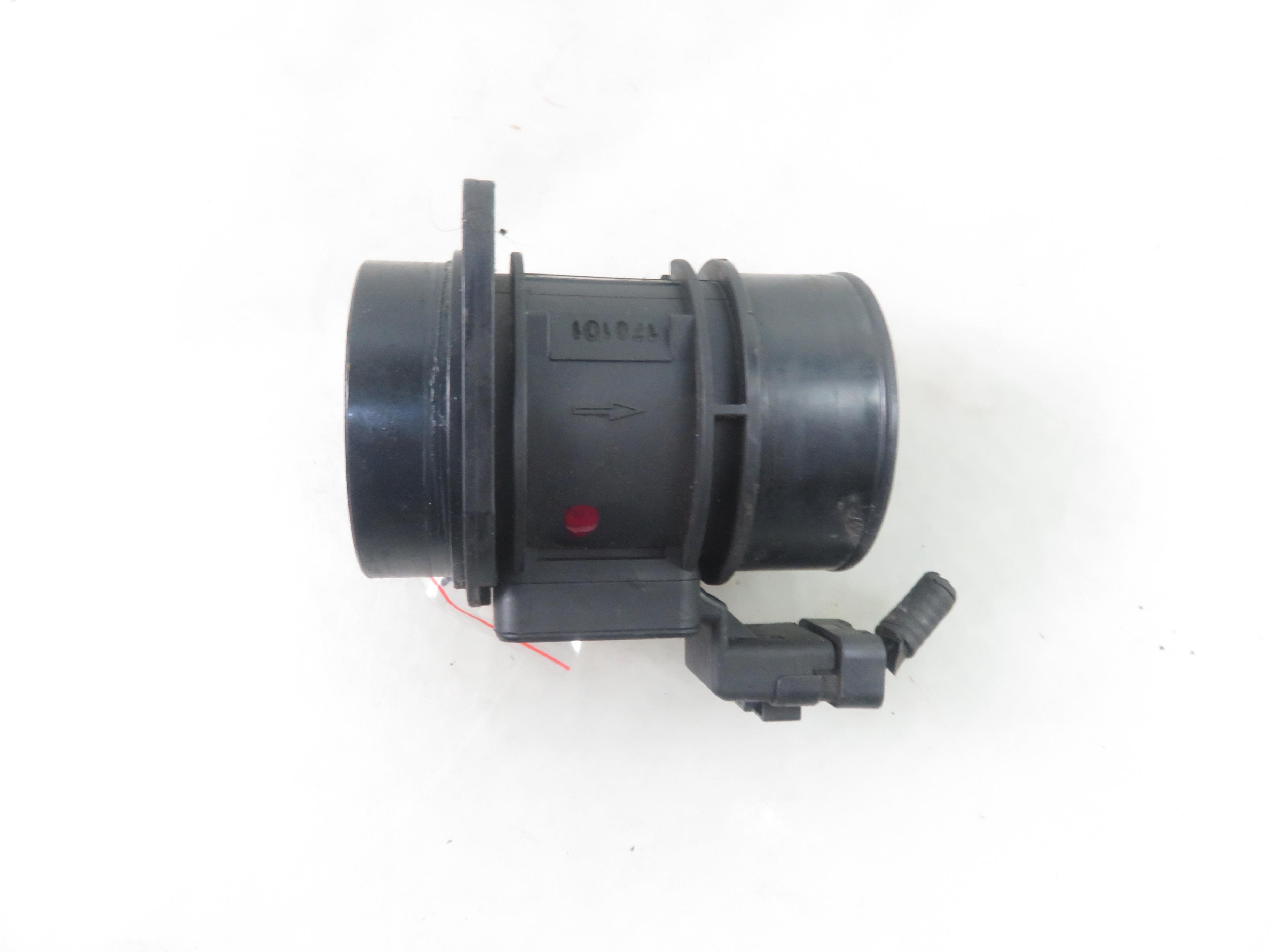 VOLVO V40 1 generation (1996-2004) Mass Air Flow Sensor MAF 5WK9632, 7700104426, 7700114778 25905103