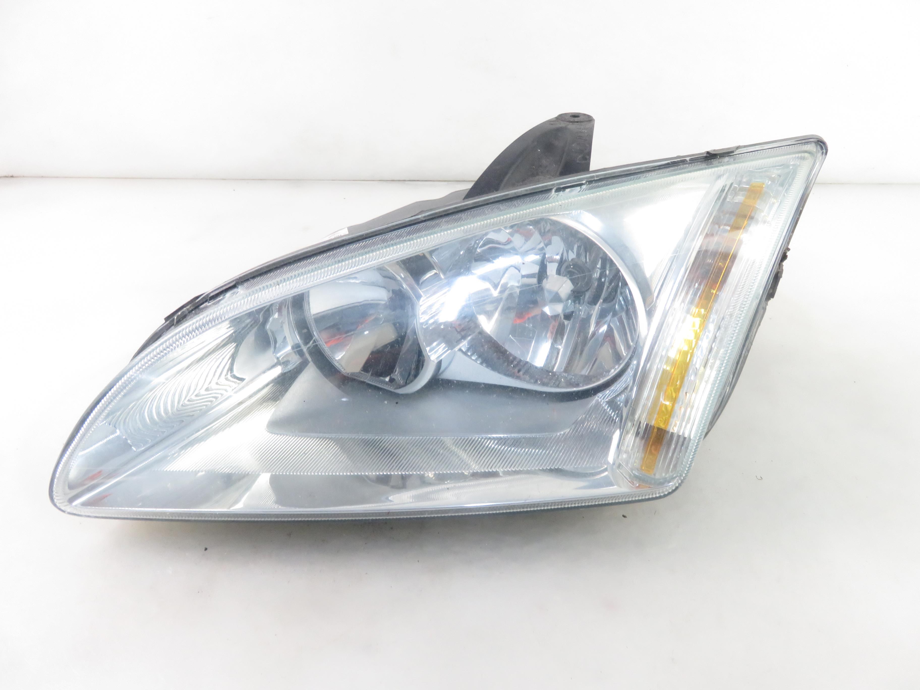 FORD Focus 2 generation (2004-2011) Ліва передня фара 4M5113W030AC 25976359